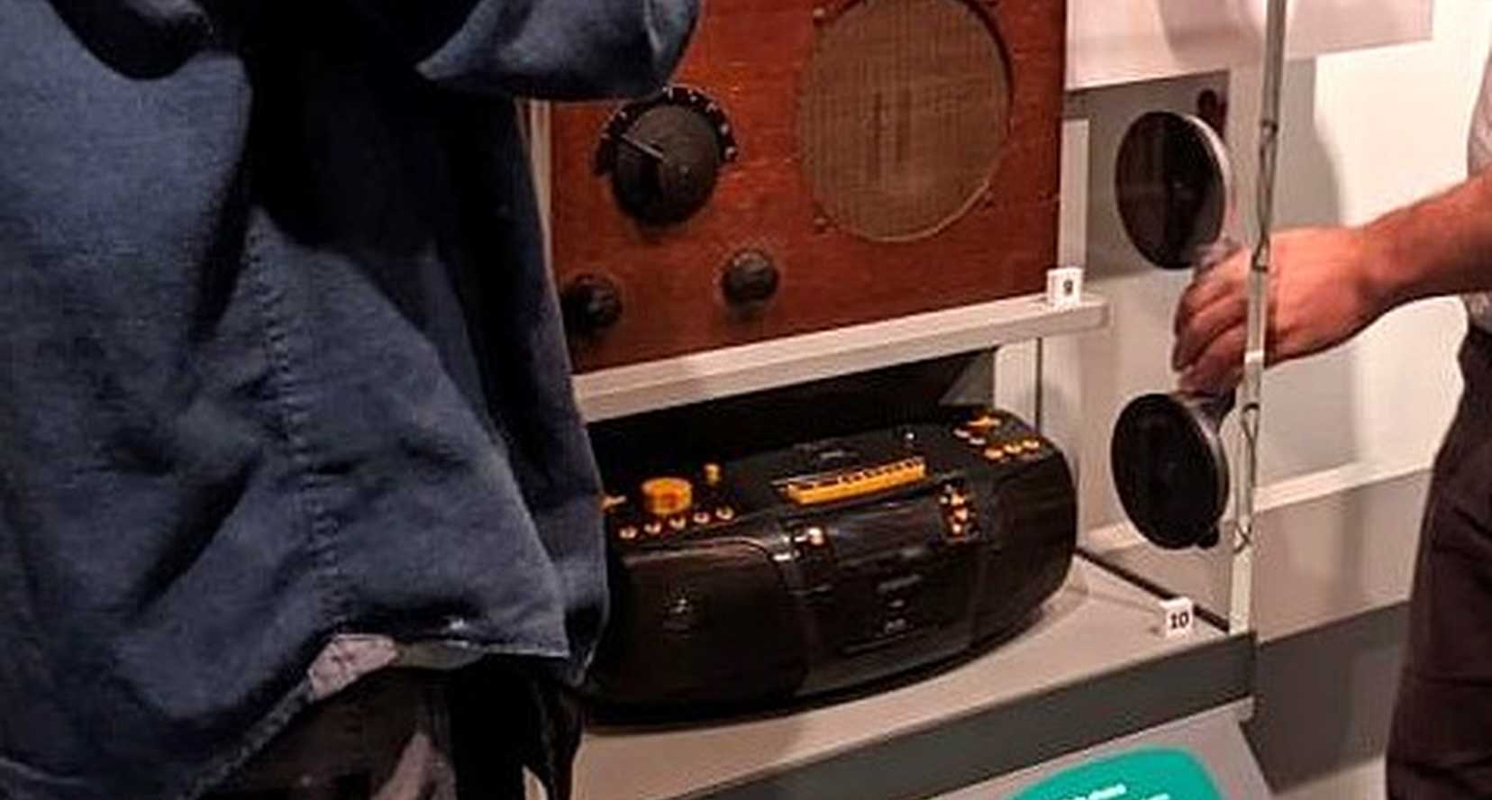 A BWBF radio from 1935, on display in the museum